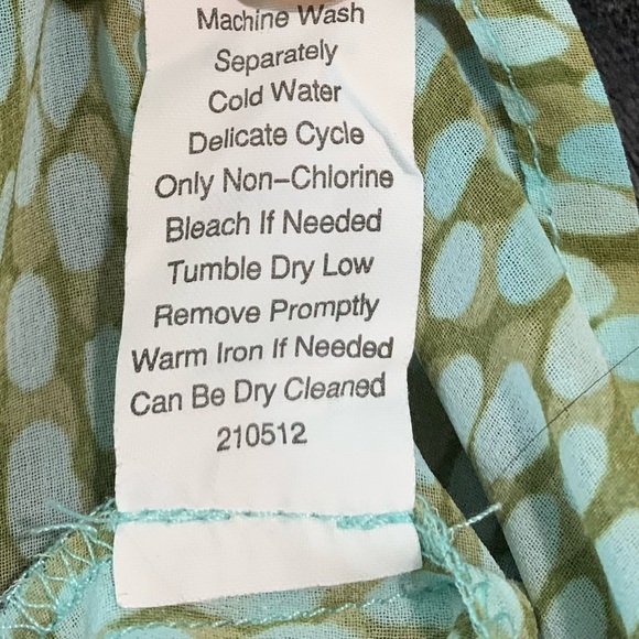 Cambi blouse women’s size medium blue & green pattern NWOT - Picture 3 of 7